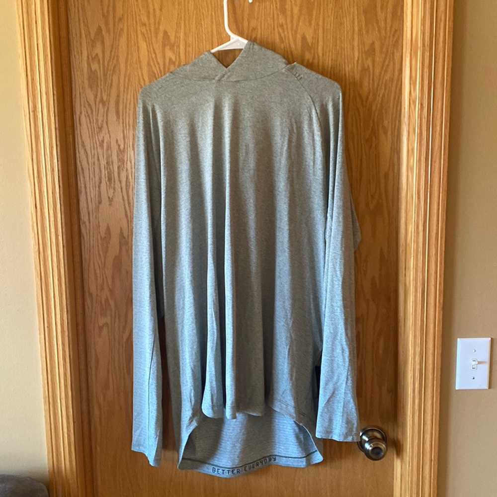 Grey/Mint Men’s Lululemon Drysense hoodie, size XXL. New with tags!